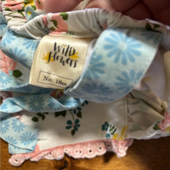 Wild flowers romper girls size 18 months spring summer - Picture 4 of 4